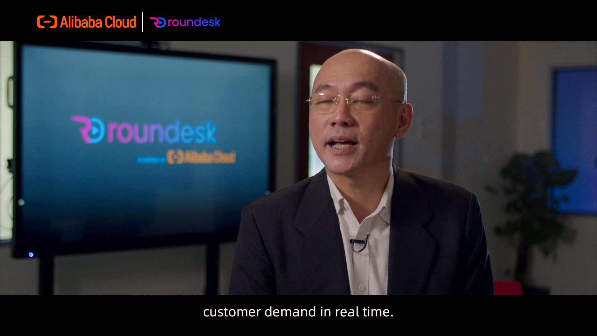 alibaba_roundesk_thumb.jpg